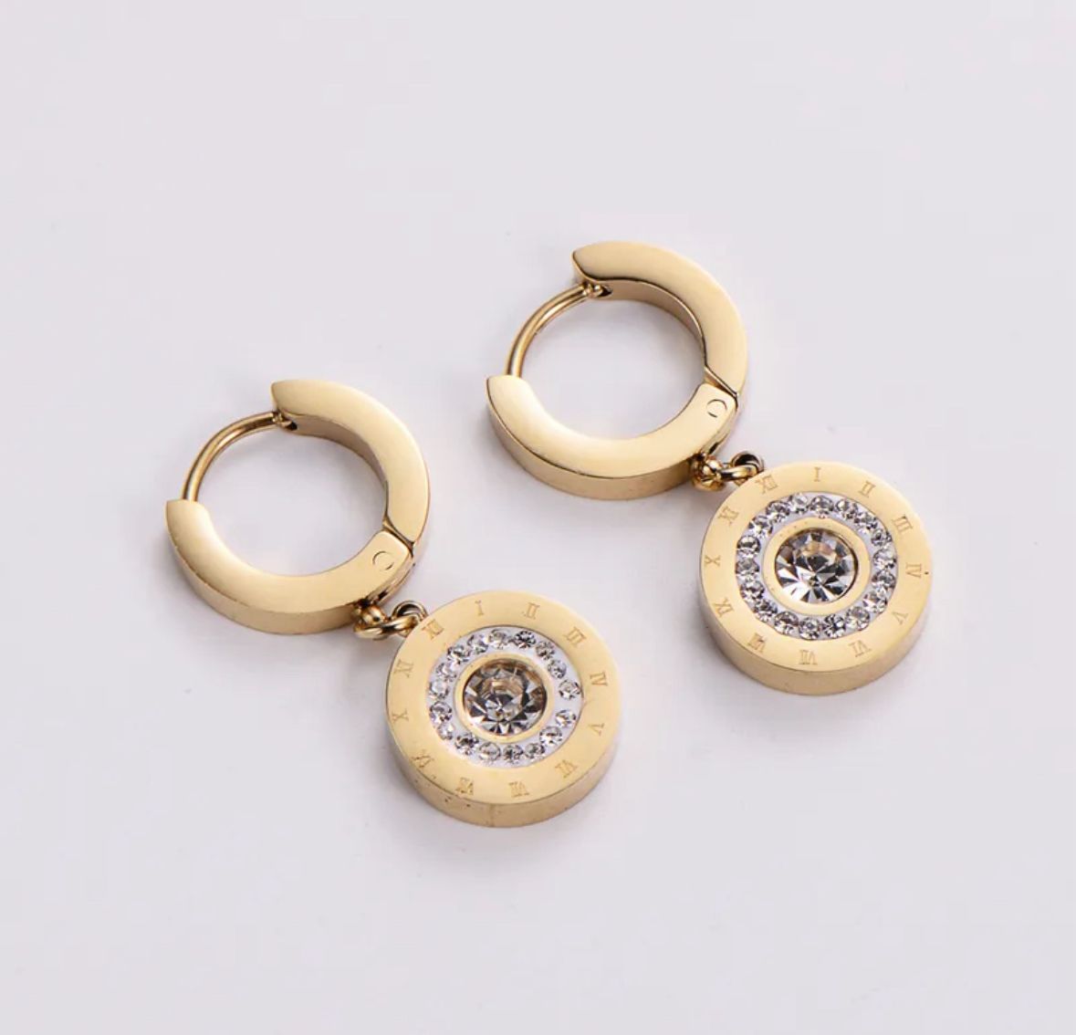 Aretes circonita romanos