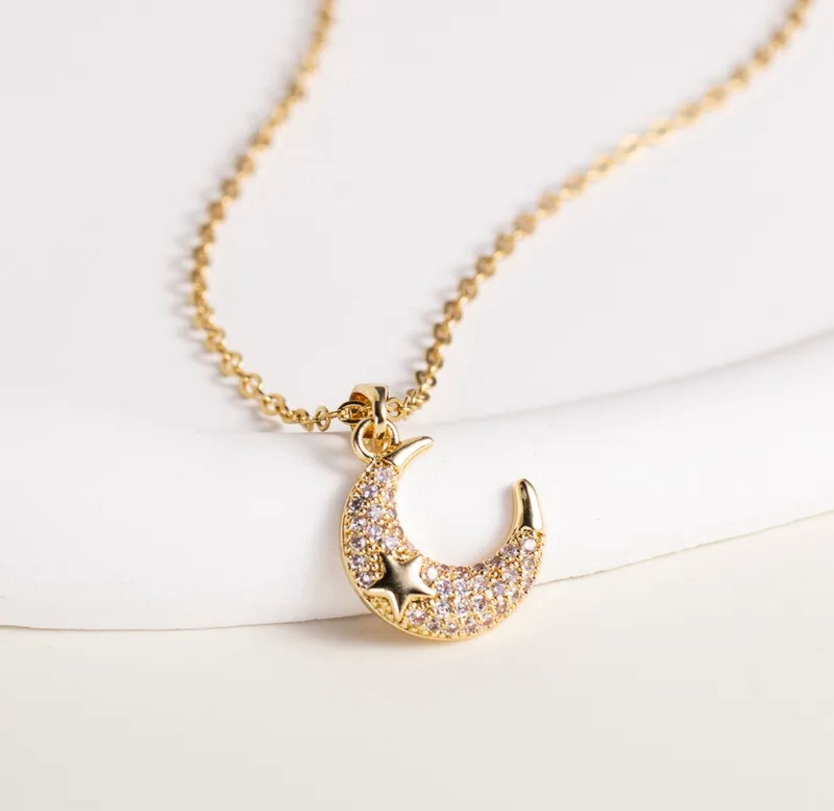 Collar lucky dije luna circonita