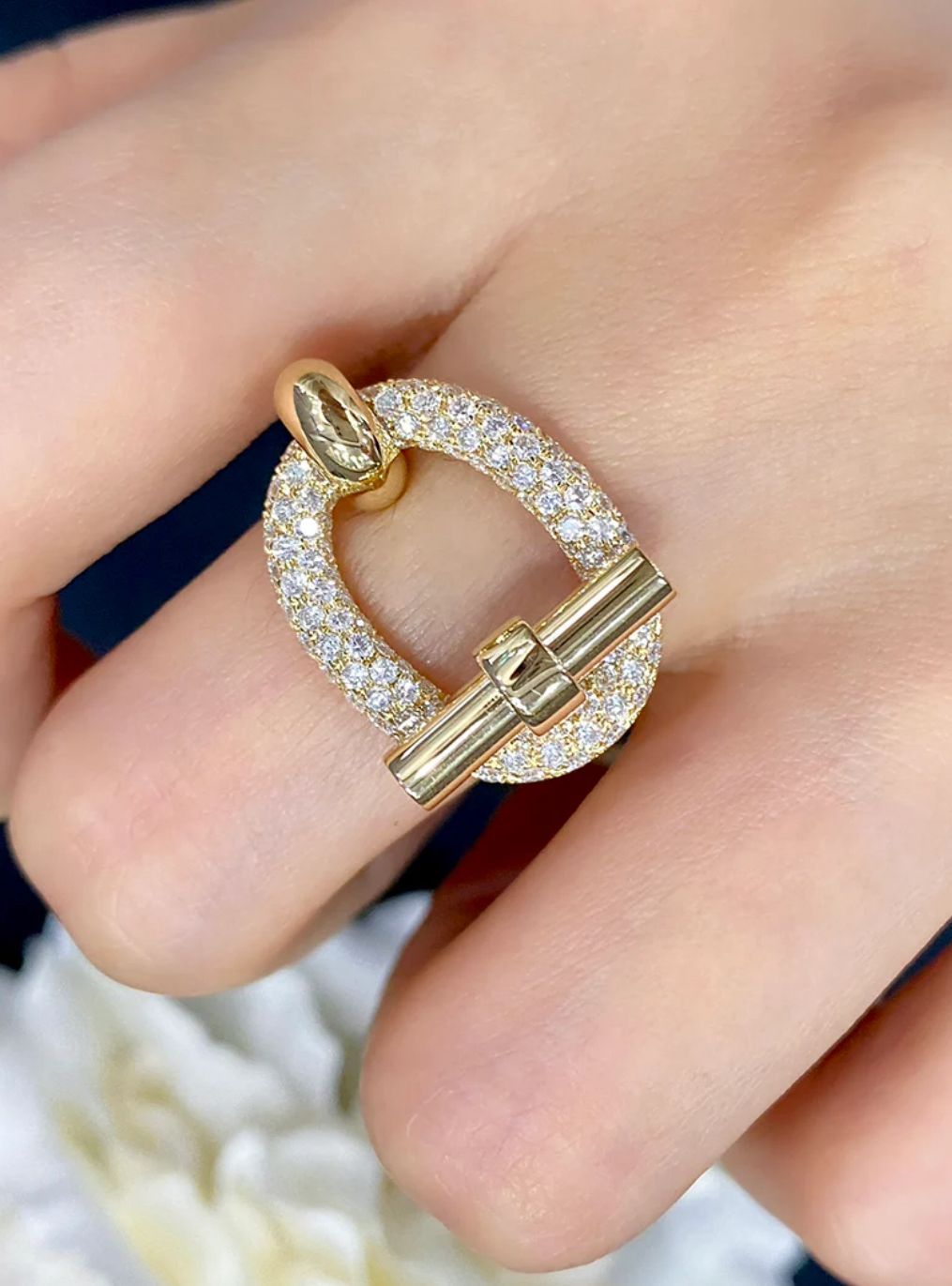 Anillo estilo tiffany con circonio autoajustable