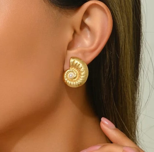 Aretes estilo bohemio forma concha mar
