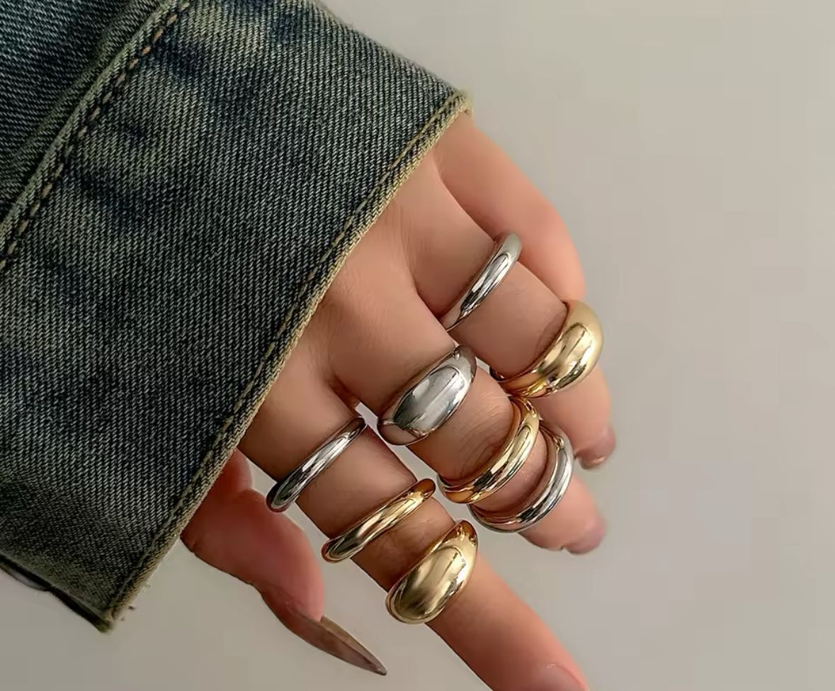 Ocho anillos combinados