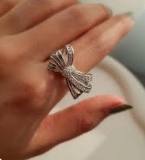 Anillo moño circonia