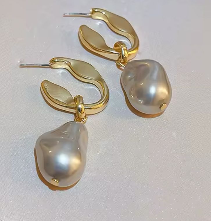 Aretes perla barroca
