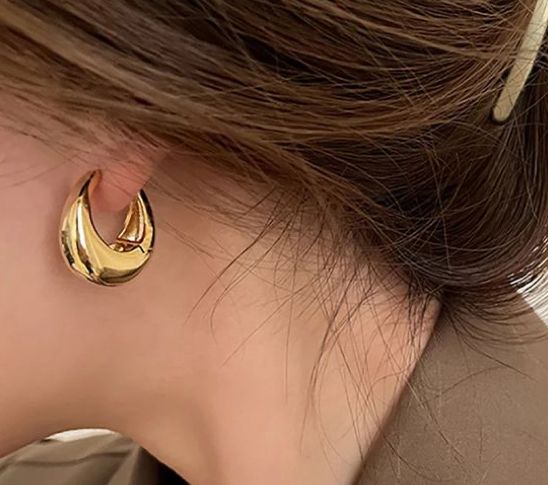 Arete luna chapa oro