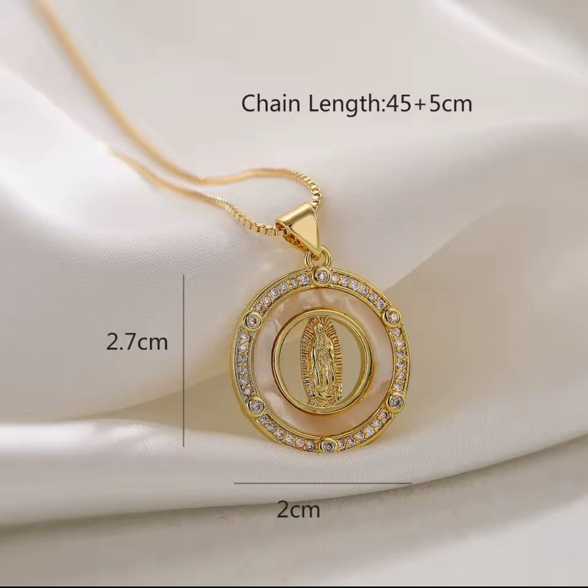 Collar virgen circonia y concha nacar