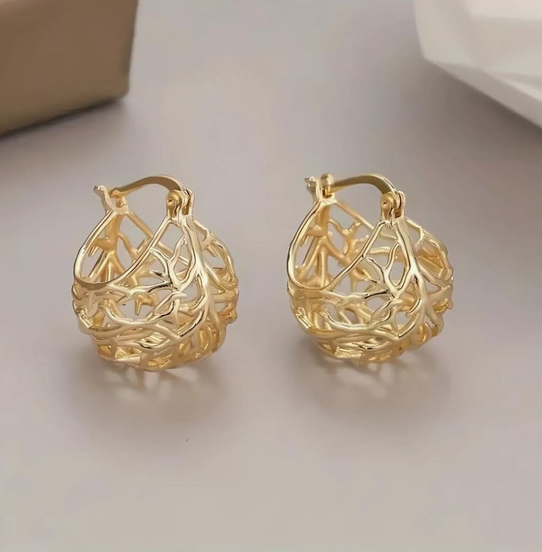 Aretes bola entrelazada