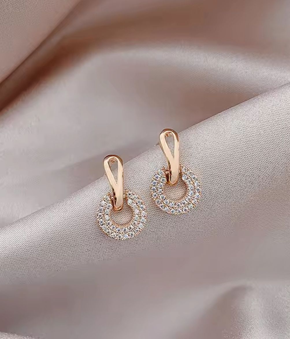 Arete golden rose