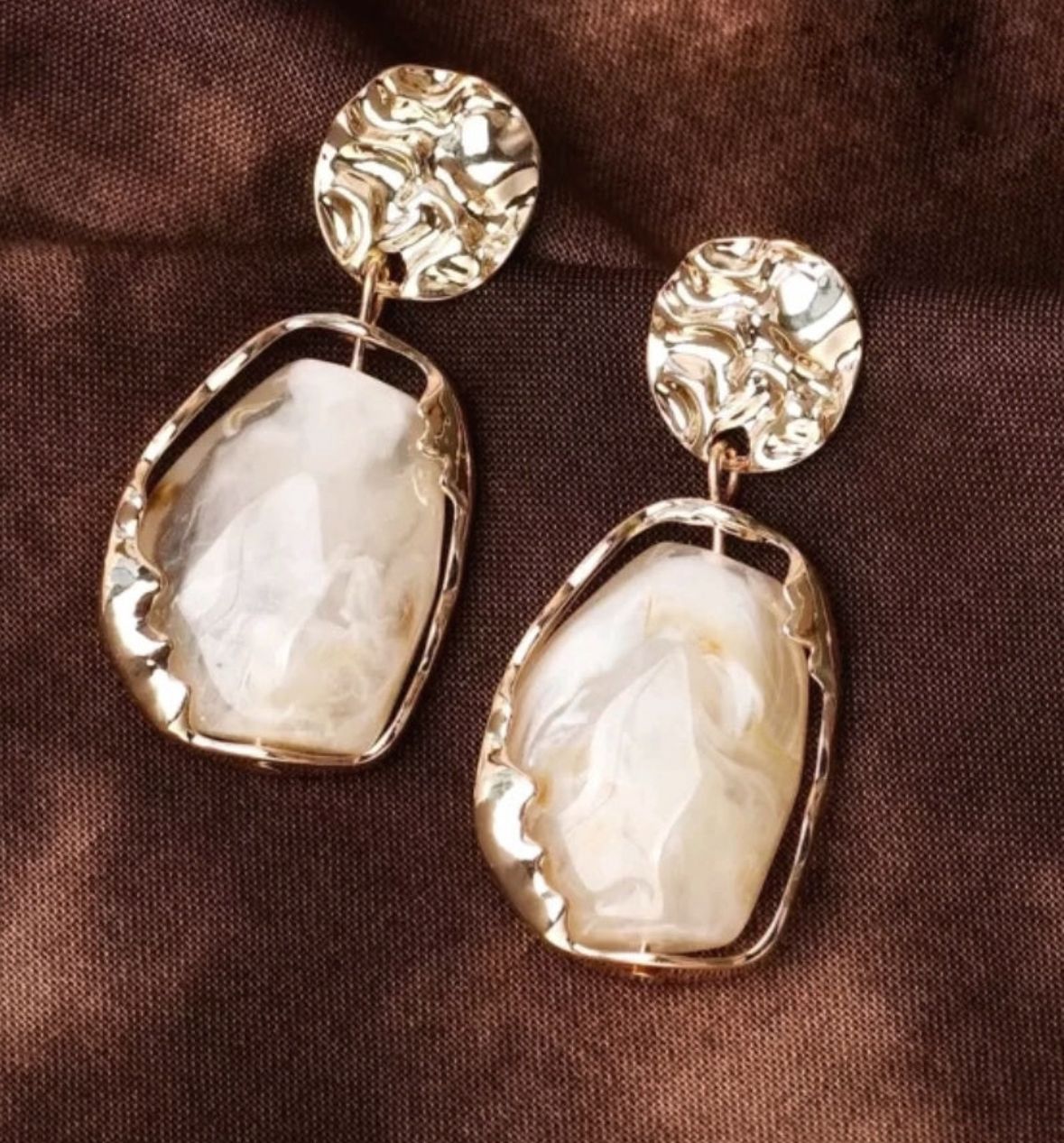 Aretes vintage grandes chapa oro