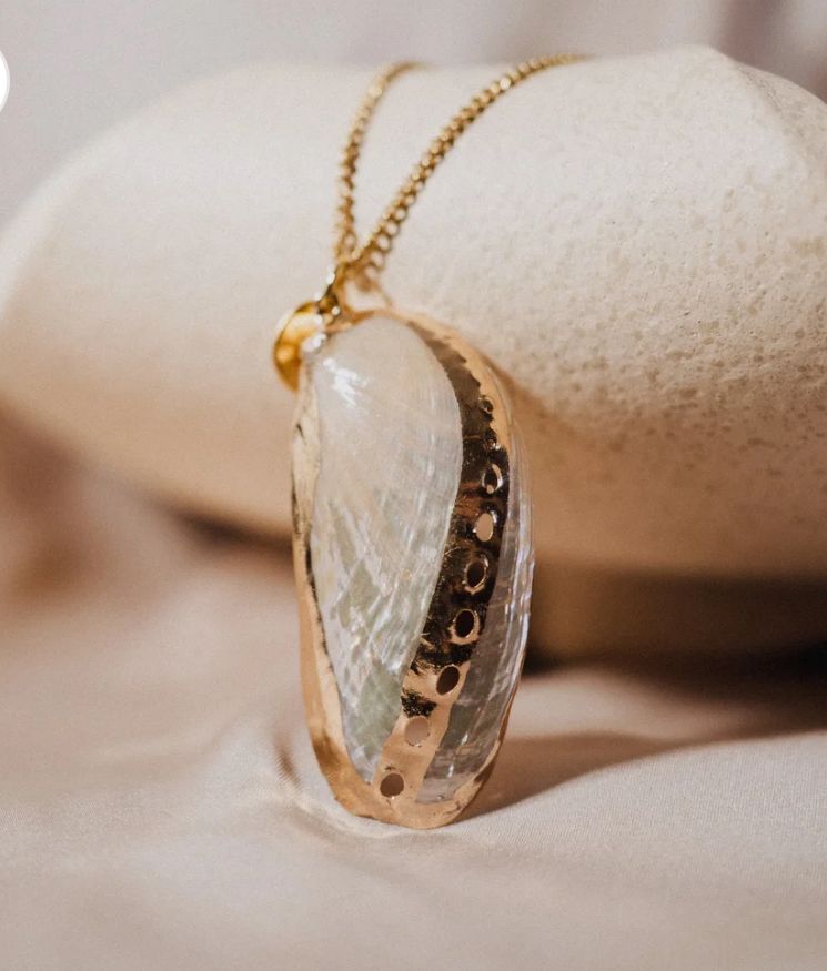 Collar concha grande natural