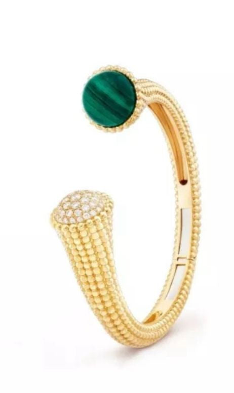 Anillo dual esmeralda autoajustable