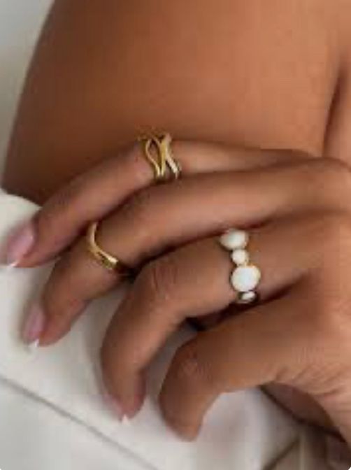 Anillo círculos nácar  autoajustable