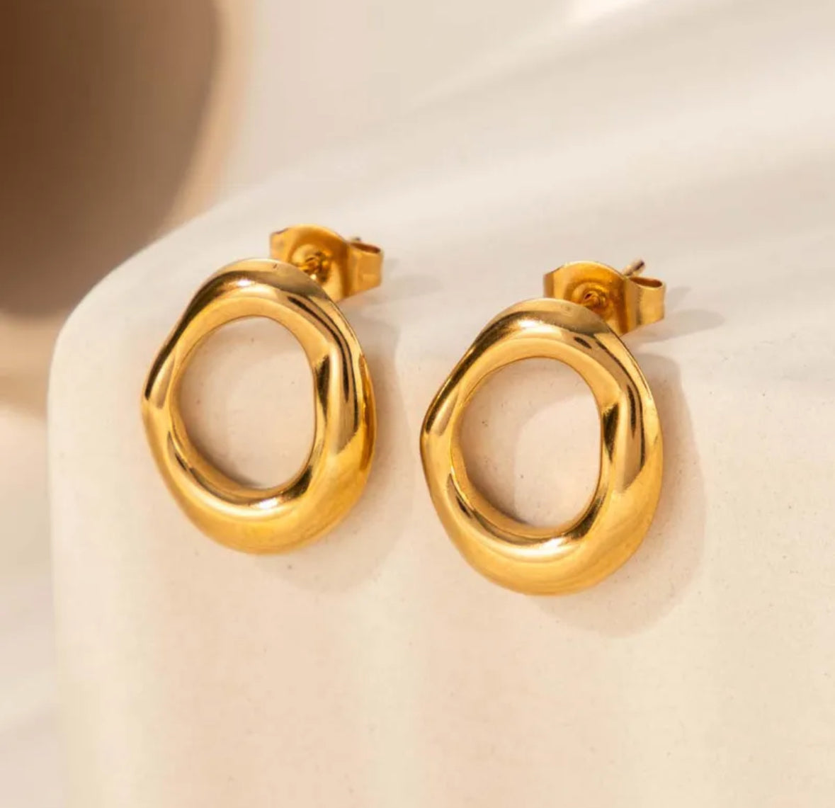 Aretes círculo asimétrico