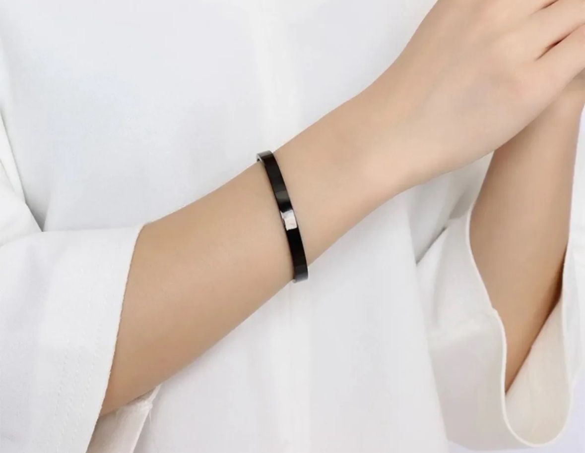 Brazalete negro hombre autoajustable