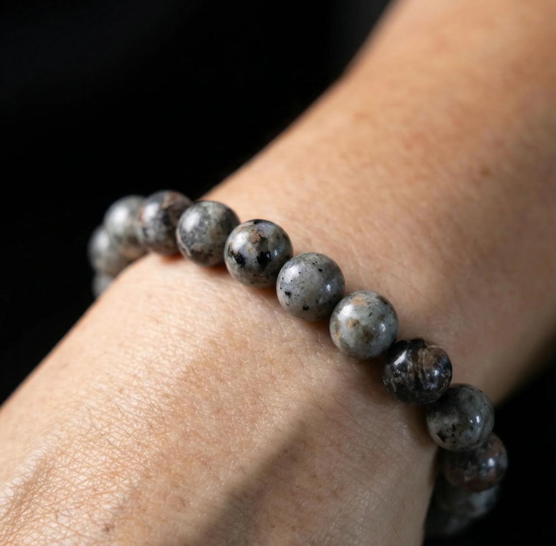 Pulsera piedra natural sodalita (yooperlite)