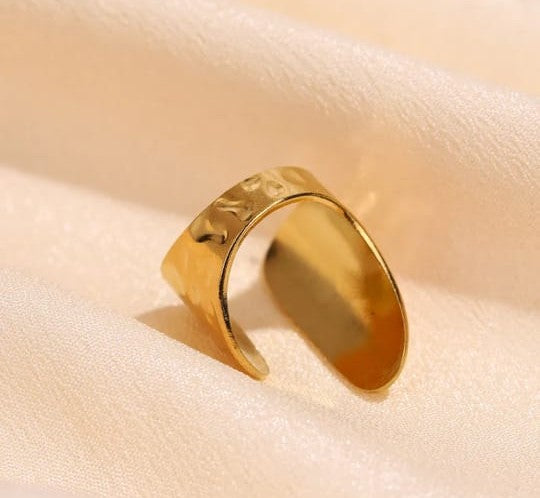 Anillo asimétrico chunky