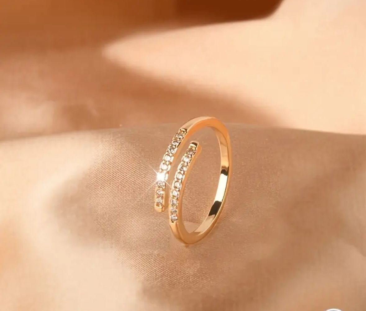 Anillo líneas con circonia autoajustable