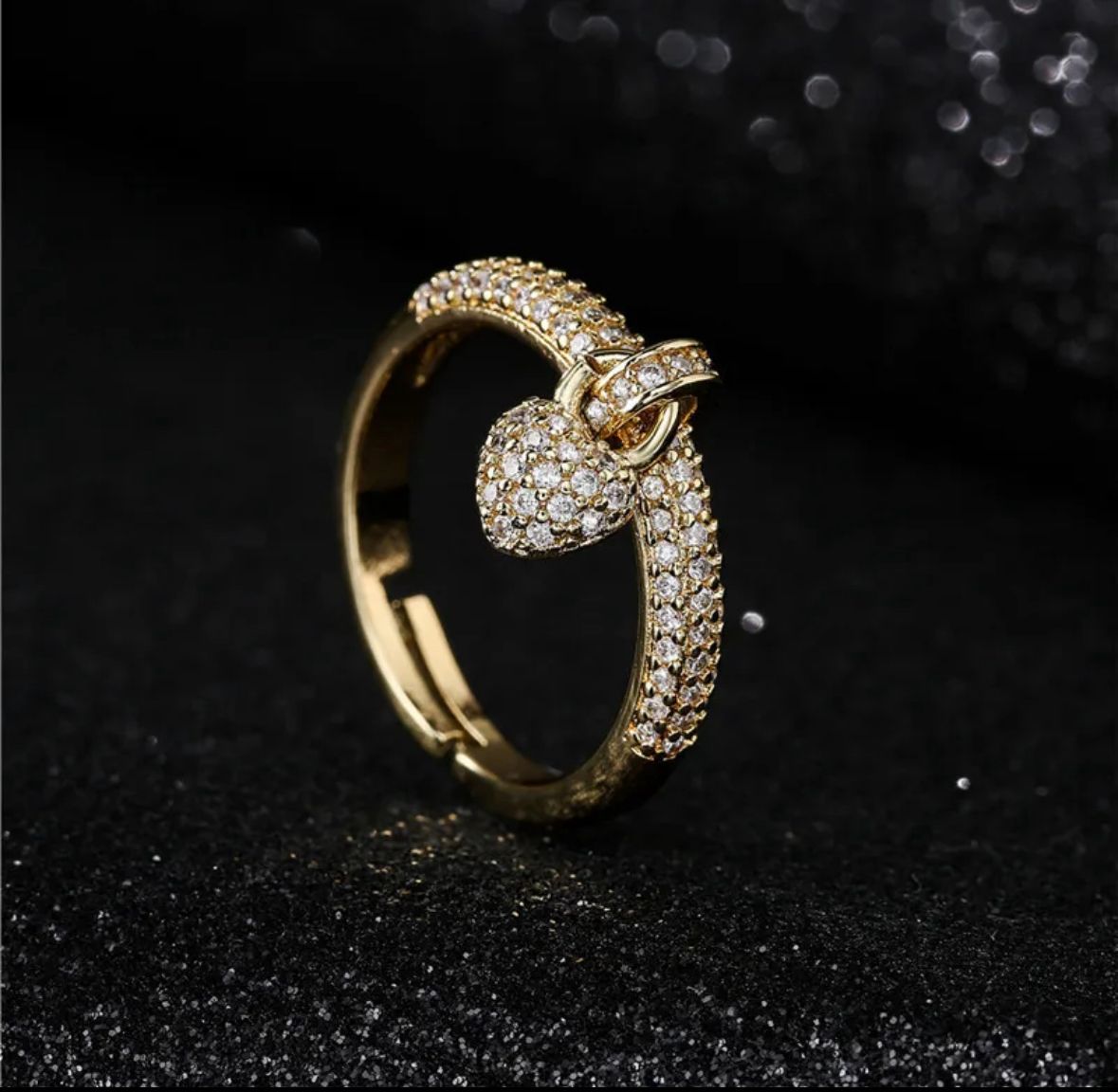 Anillo dije corazón y circonia