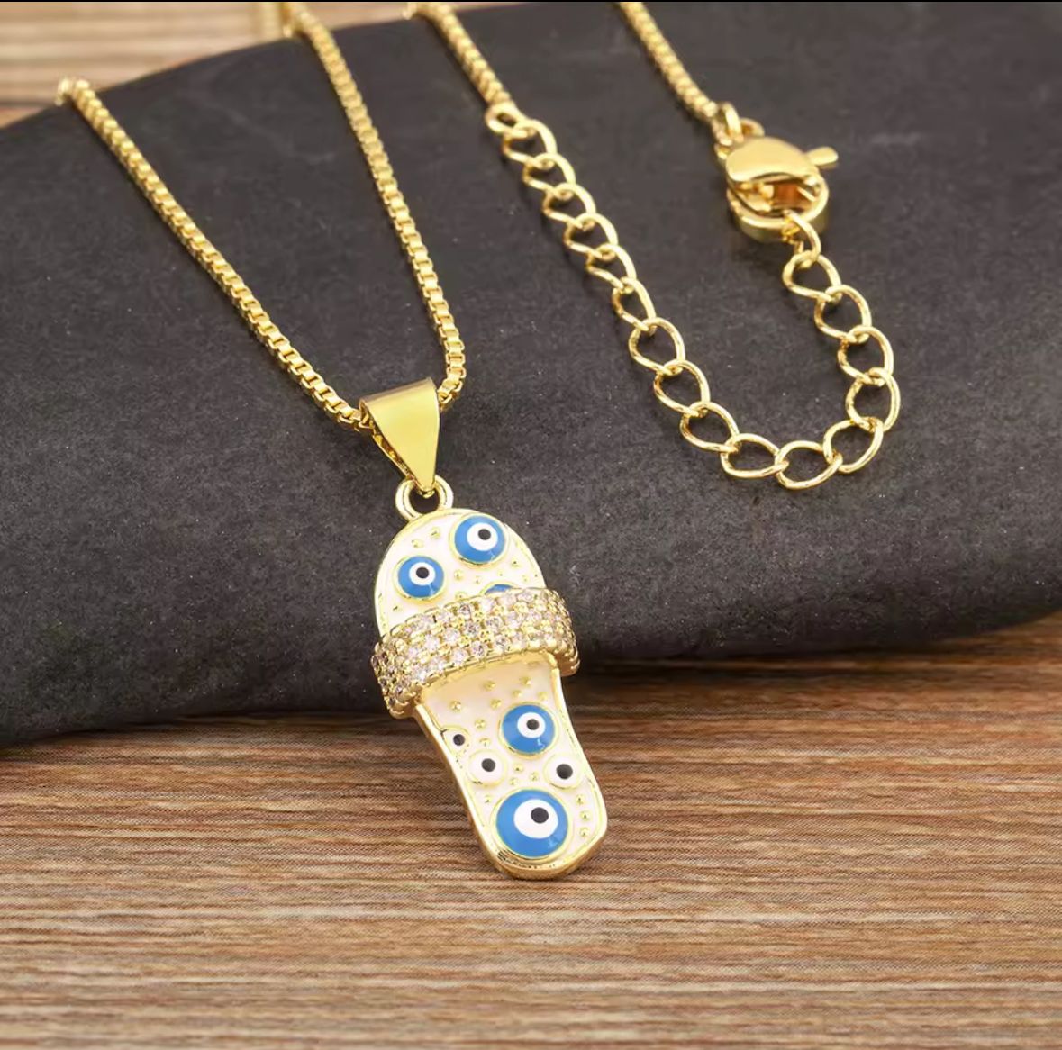 Collar sandal ojo turco rosa claro y azul