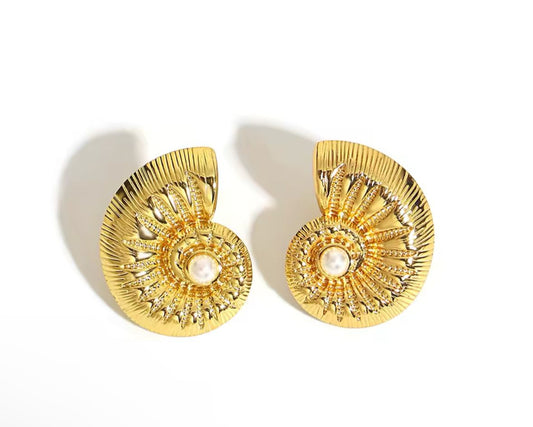 Aretes estilo bohemio forma concha mar