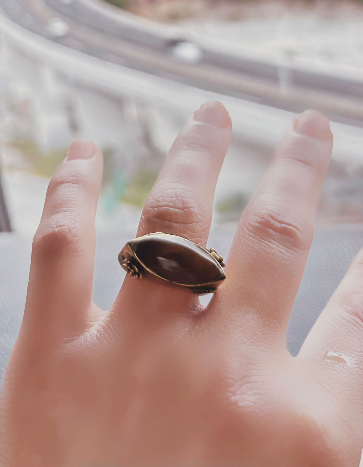 Anillo piedra café tigre autoajustable