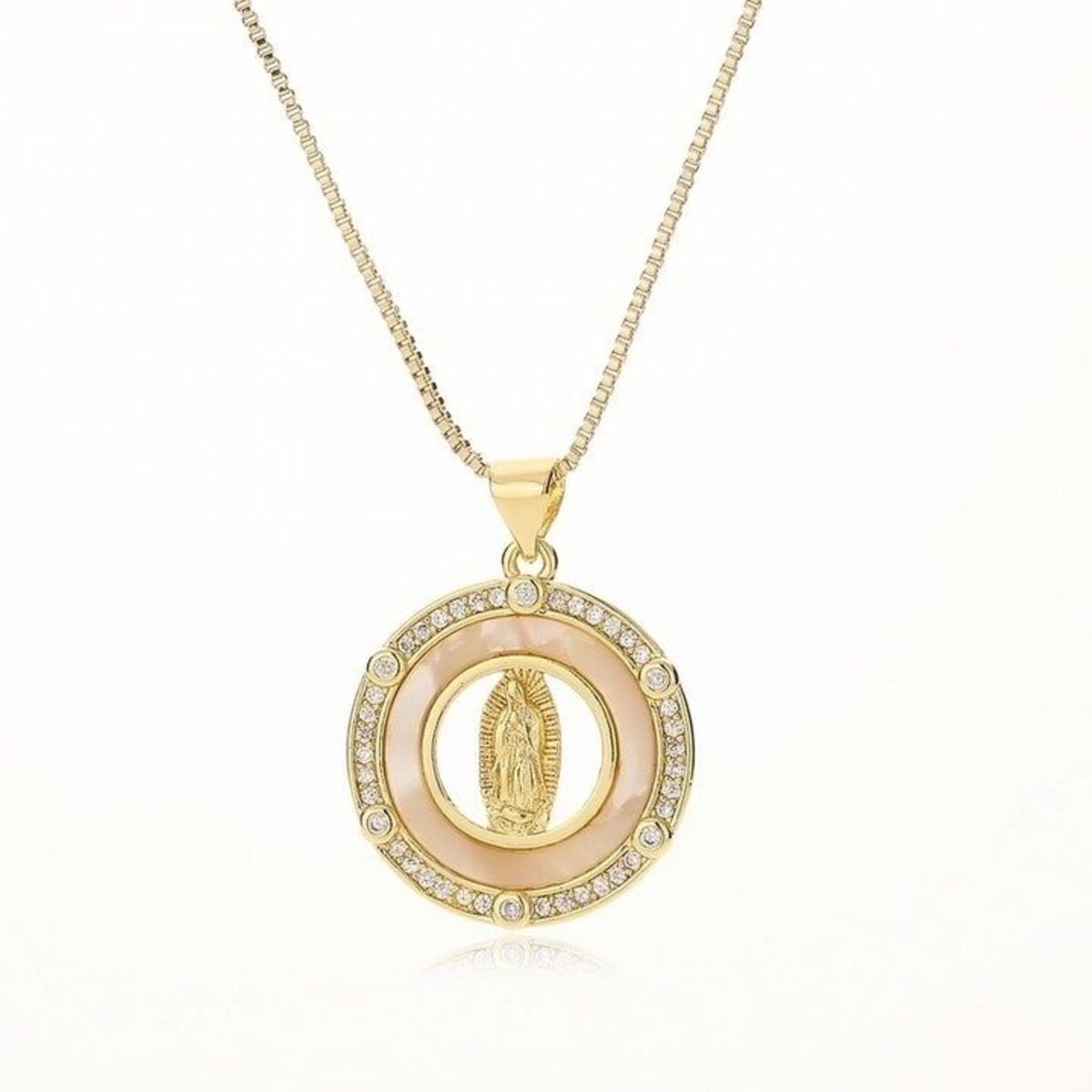 Collar virgen circonia y concha nacar