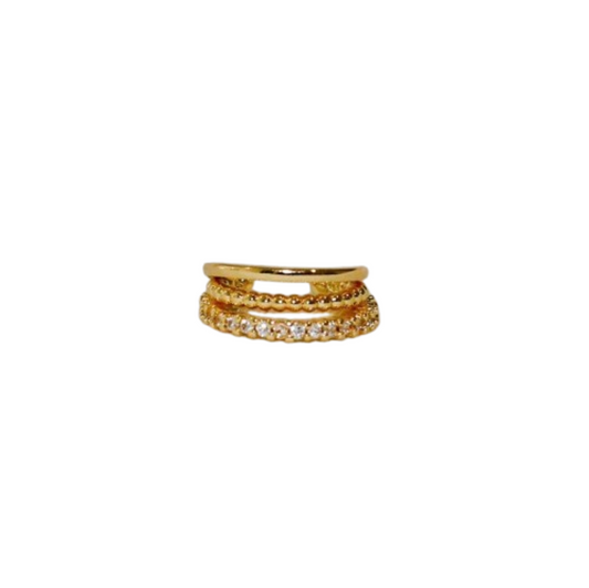 Ear cuff dorado 3 líneas  con circonio