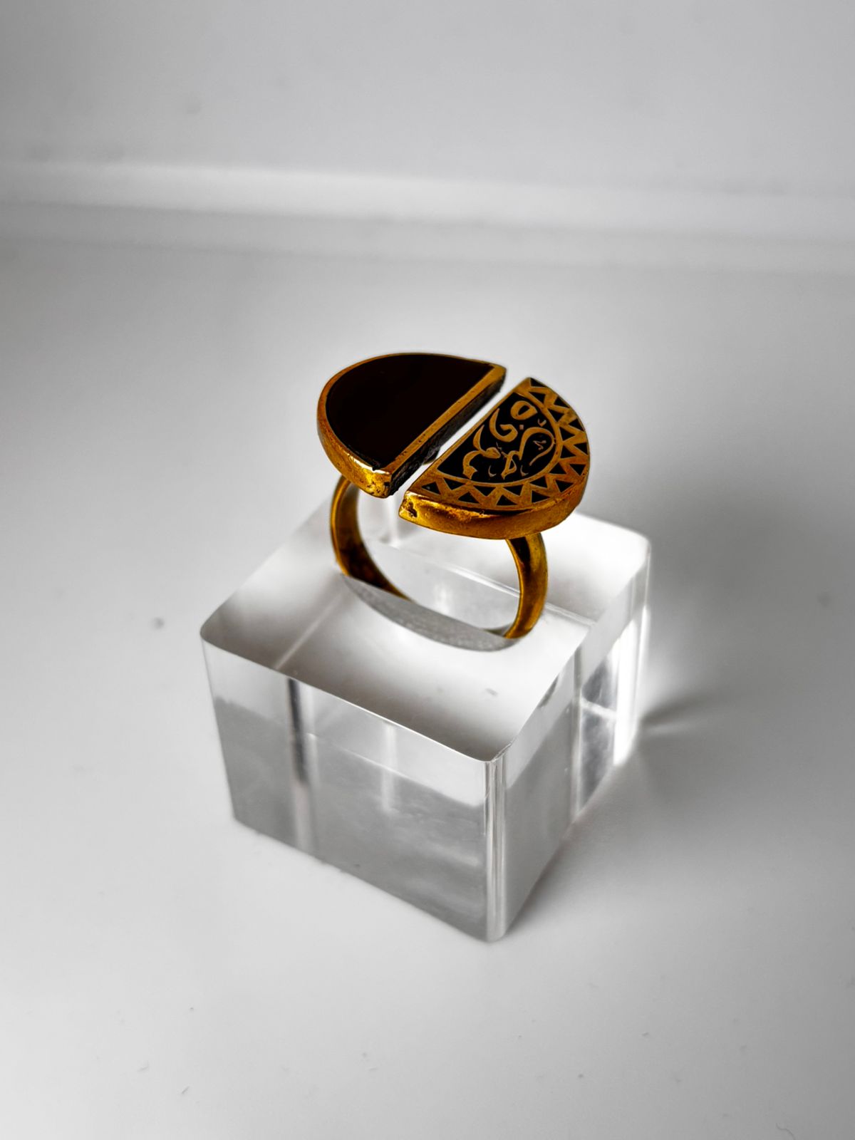 Anillo piedra café  autoajustable
