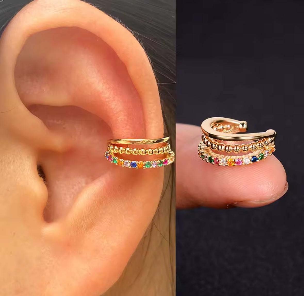 Ear cuff dorado circonio  colores tres líneas