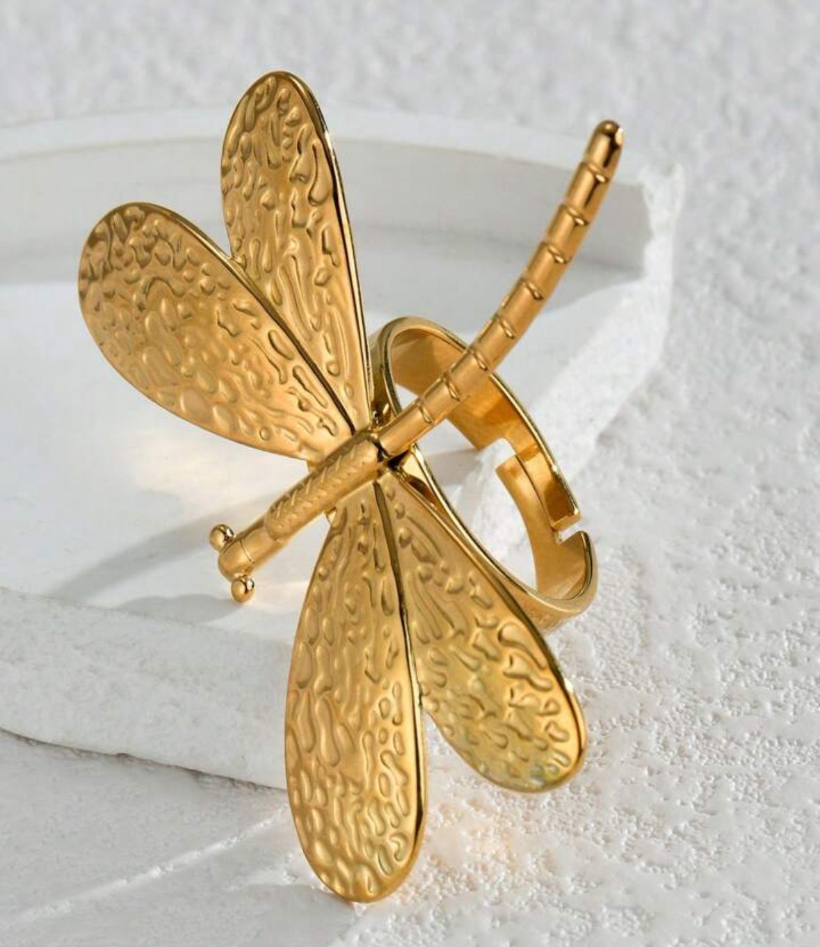 Anillo libélula autoajustable