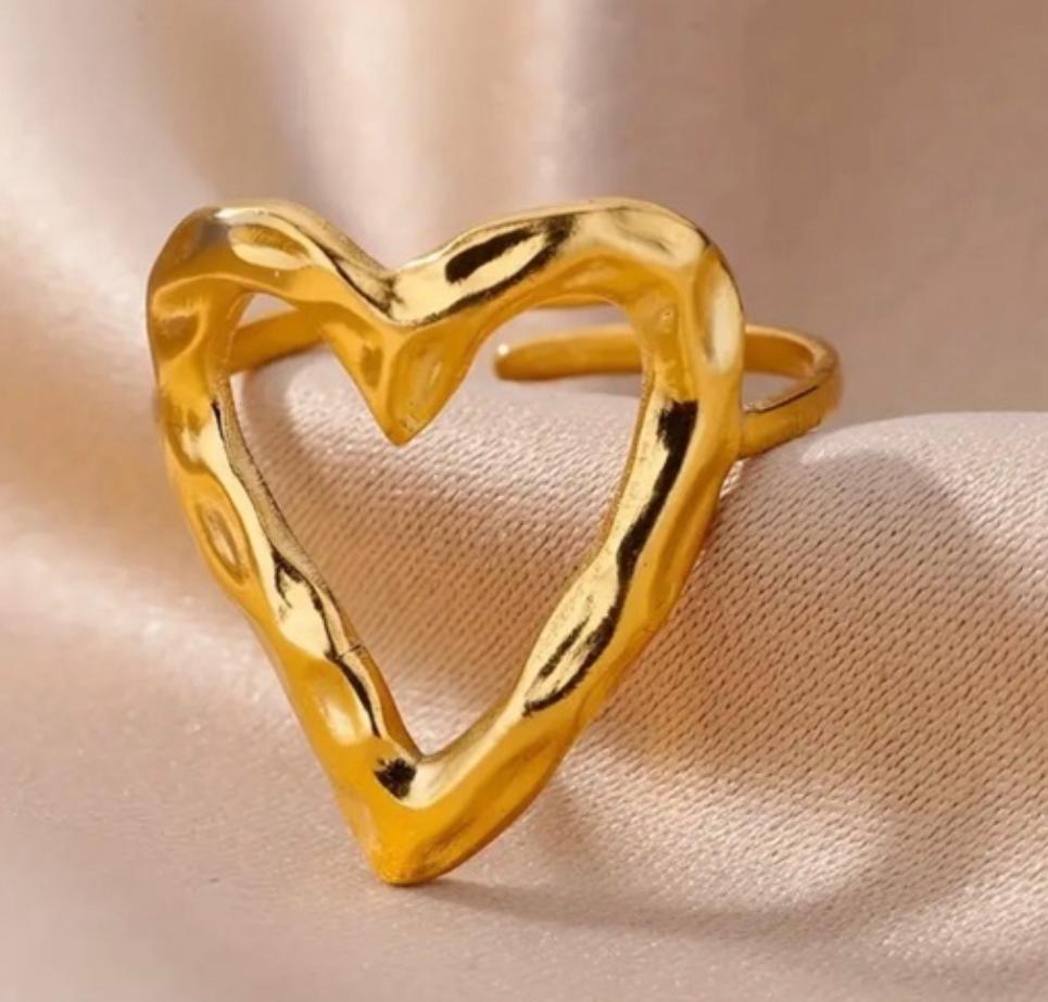 Anillo corazon dorado autoajustable
