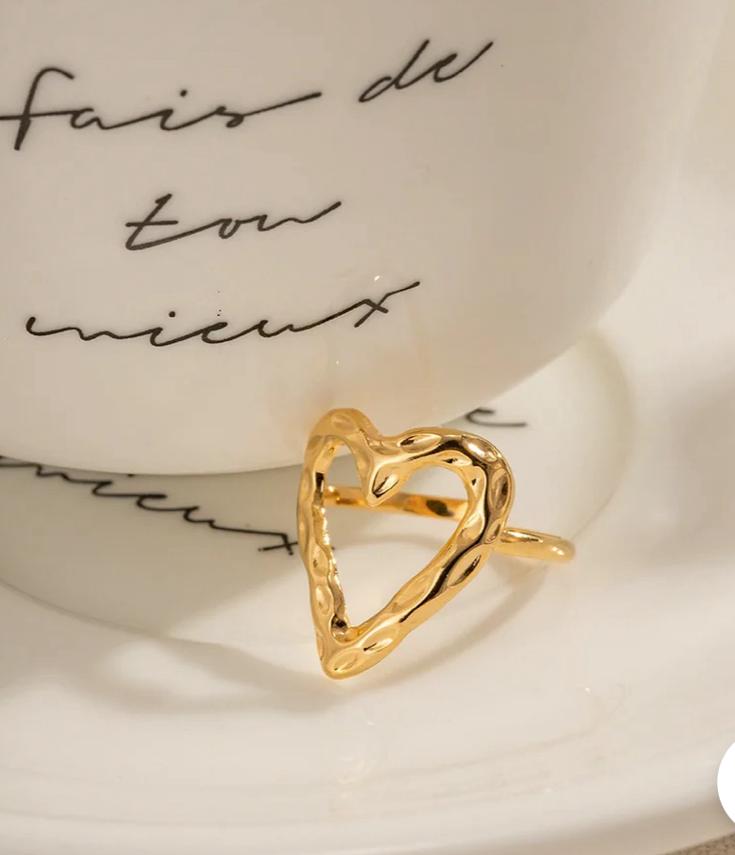 Anillo corazon dorado autoajustable