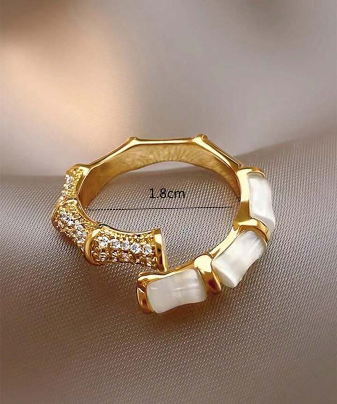Anillo concha nacar y circonia autoajustable