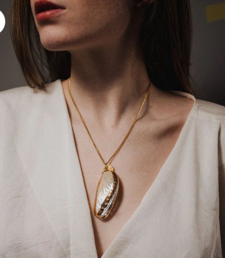 Collar concha grande natural