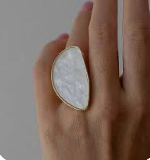 Anillo media luna acabado nacar